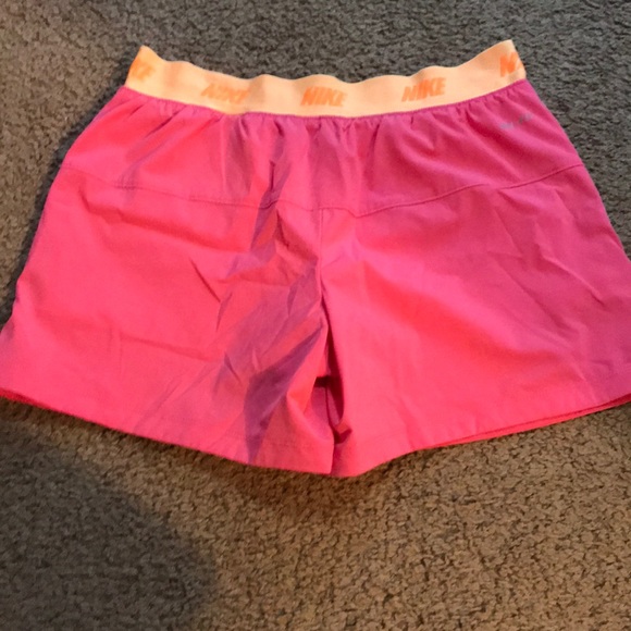 Nike Shorts - Picture 3 of 3